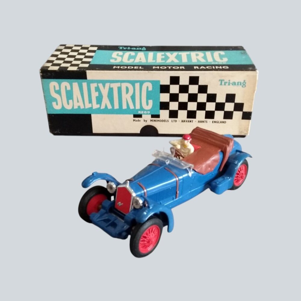 Vintage Scalextric Tri-ang Slot Car Racing C65 Alfa Romeo-1960s-Blue-Works